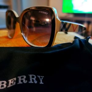 Burberry Sunglasses